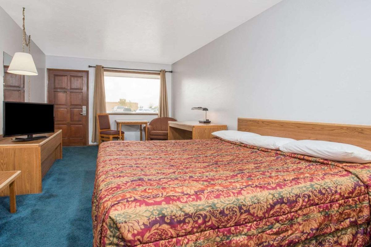 Knights Inn Boardman Extérieur photo