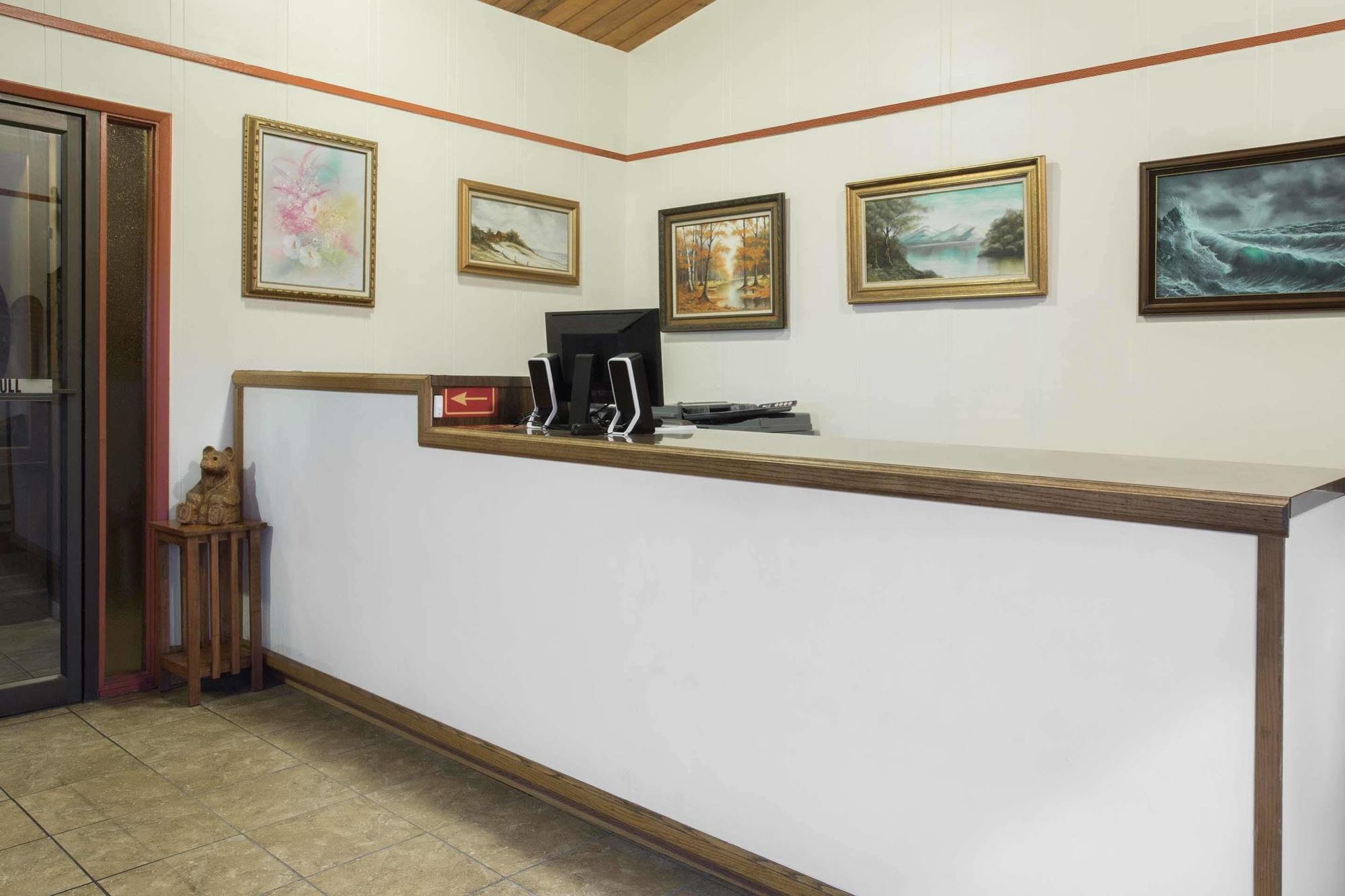 Knights Inn Boardman Extérieur photo